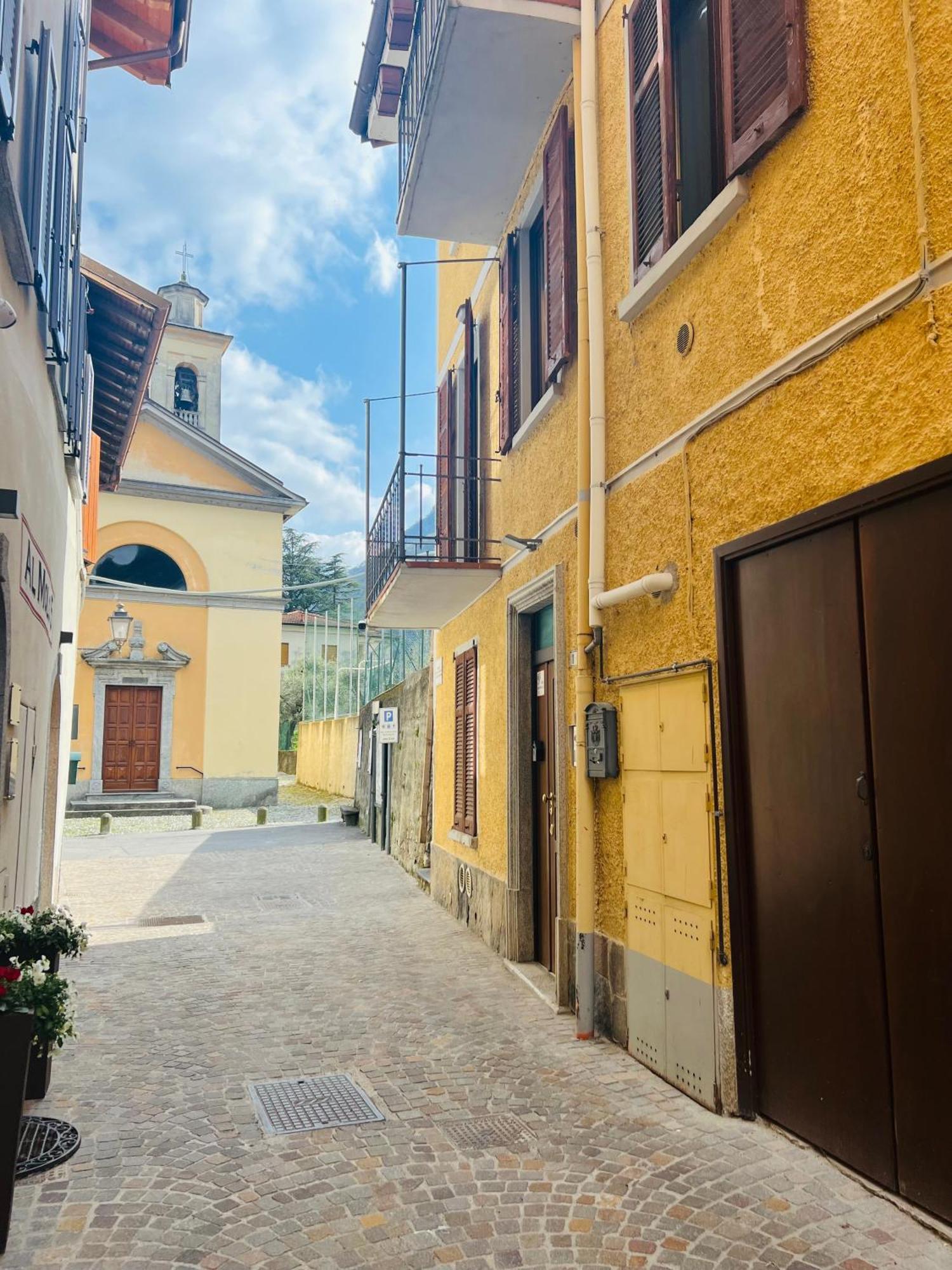 Rossi Lake Couple Oliveto Lario Exterior photo